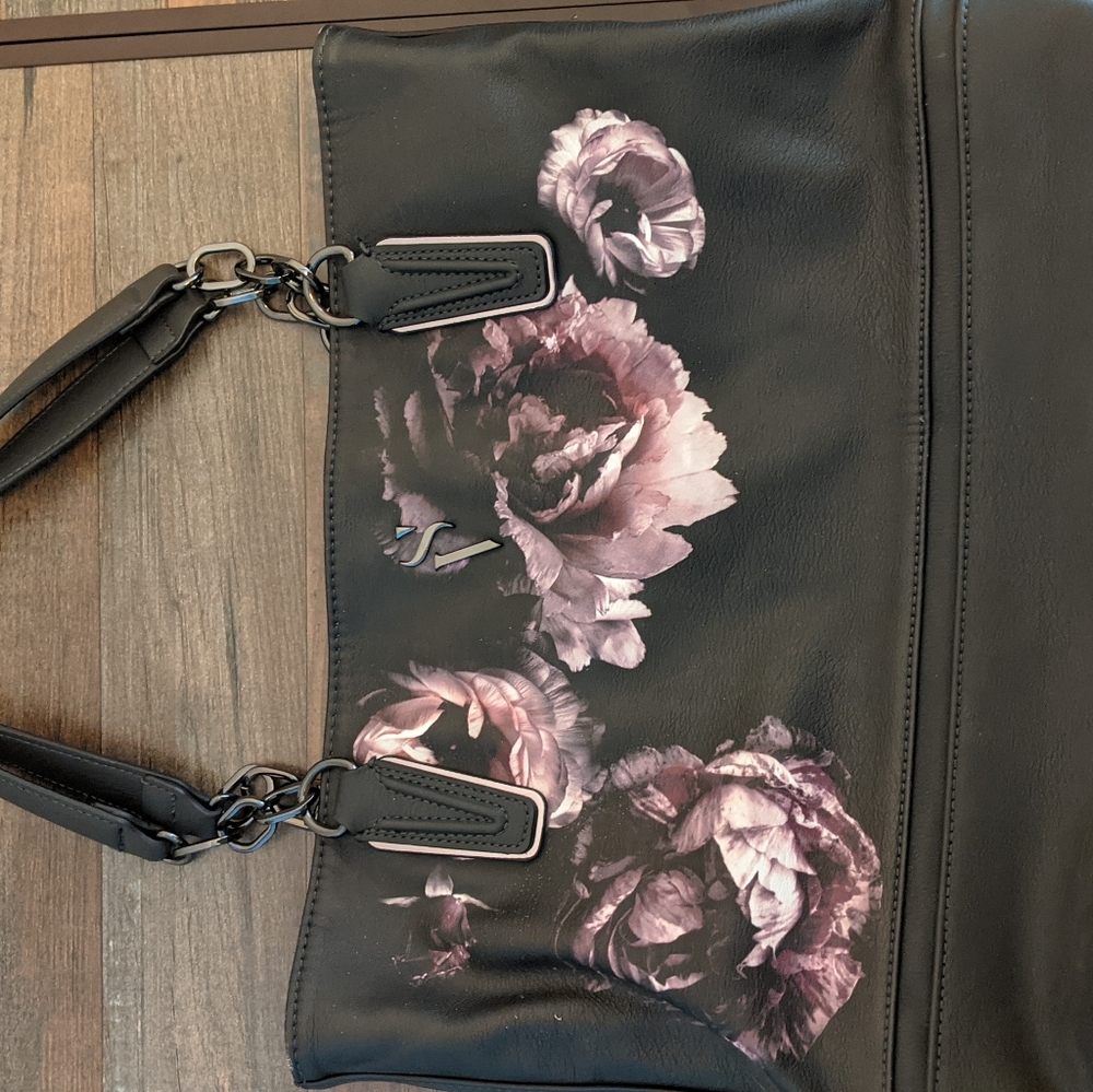 Simply Vera purse